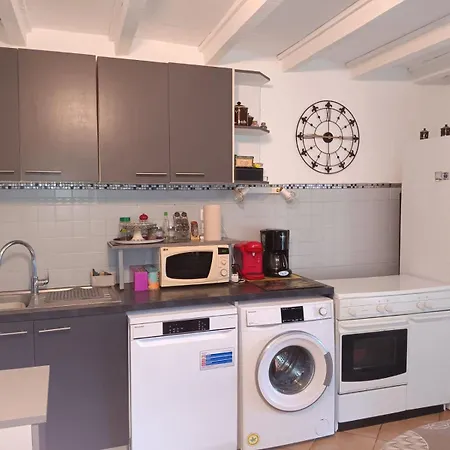 San Giuliano Alistro Holiday home *